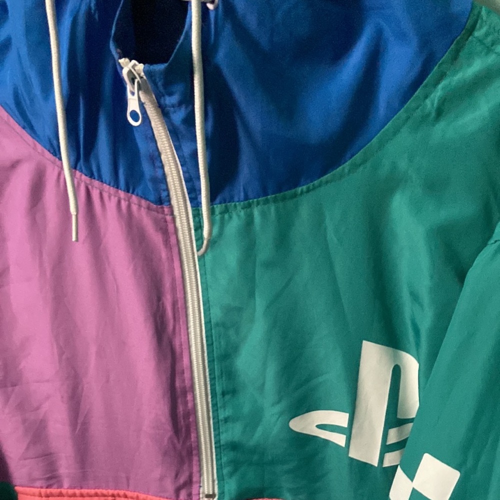 COPY - playstation windbreaker